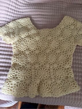 Vintage Cream Crochet Short-Sleeve Top